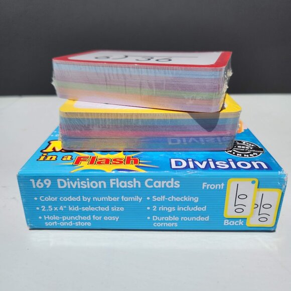 New Edupress Math in a Flash Cards Division EP62433 Math Tools Manipulatives 2.5 - Picture 3 of 9